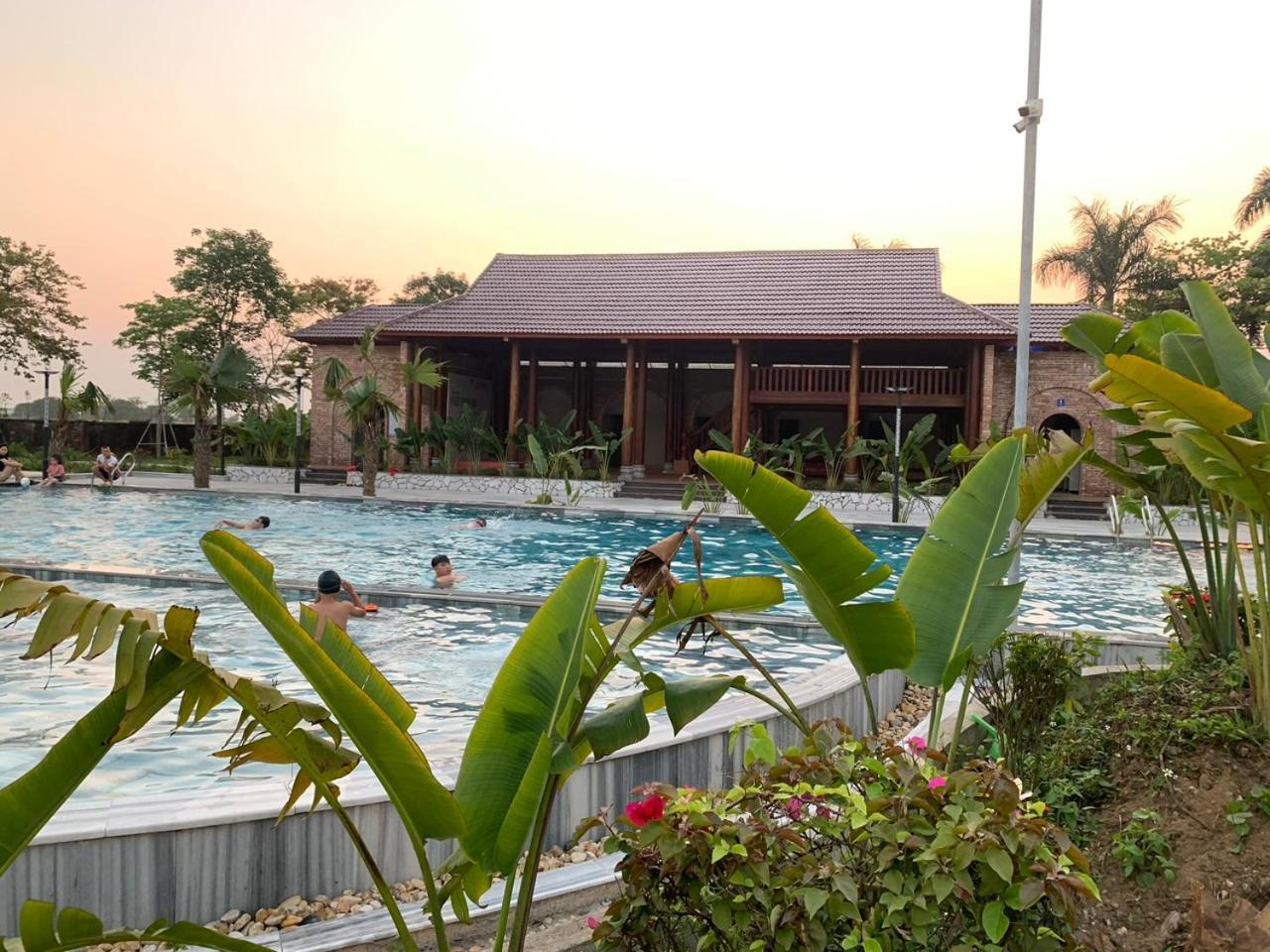 Khách sạn Đại Dương - Ocean Hotel Dien Chau Esterno foto